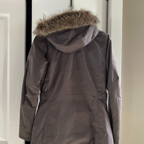 Columbia Winter Jacket - Picture 2 of 2